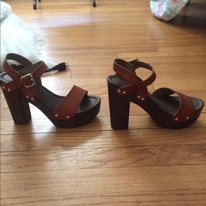Platform Block Heel Sandals. Size 8.